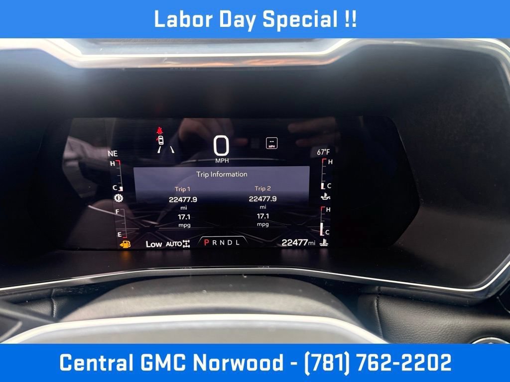 Used 2023 GMC Canyon Elevation w/ Elevation Premium Package AWD/4WD image 16