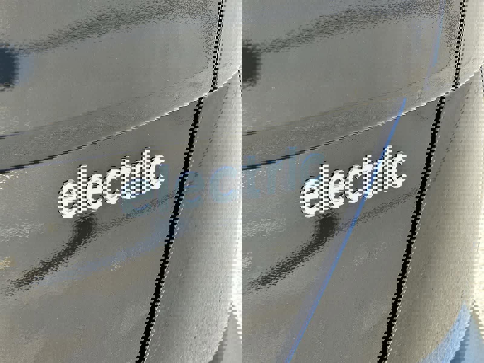Certified 2025 Hyundai Kona SEL image 35