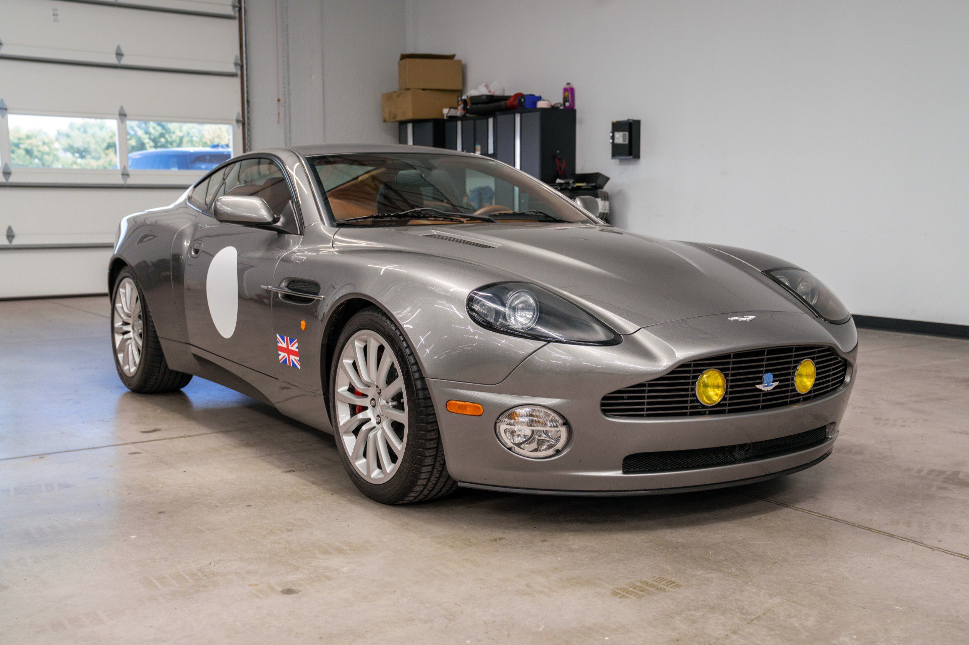 Used 2003 Aston Martin Vanquish RWD image 41