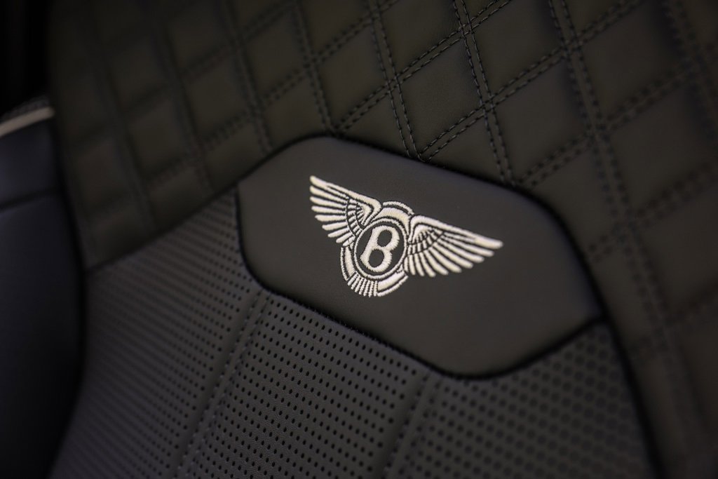 Used 2023 Bentley Bentayga Speed image 25