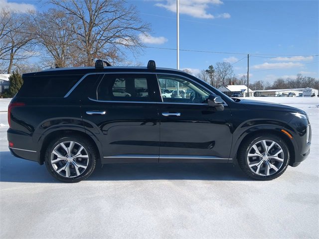 Used 2022 Hyundai Palisade Limited image 3