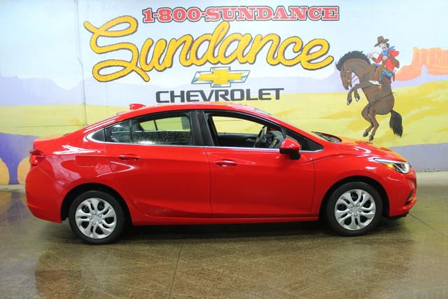 Used 2017 Chevrolet Cruze LT