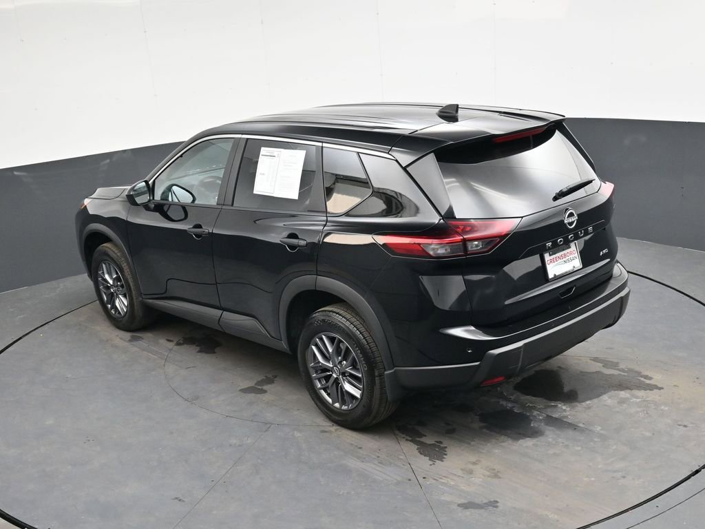 Used 2024 Nissan Rogue S image 28