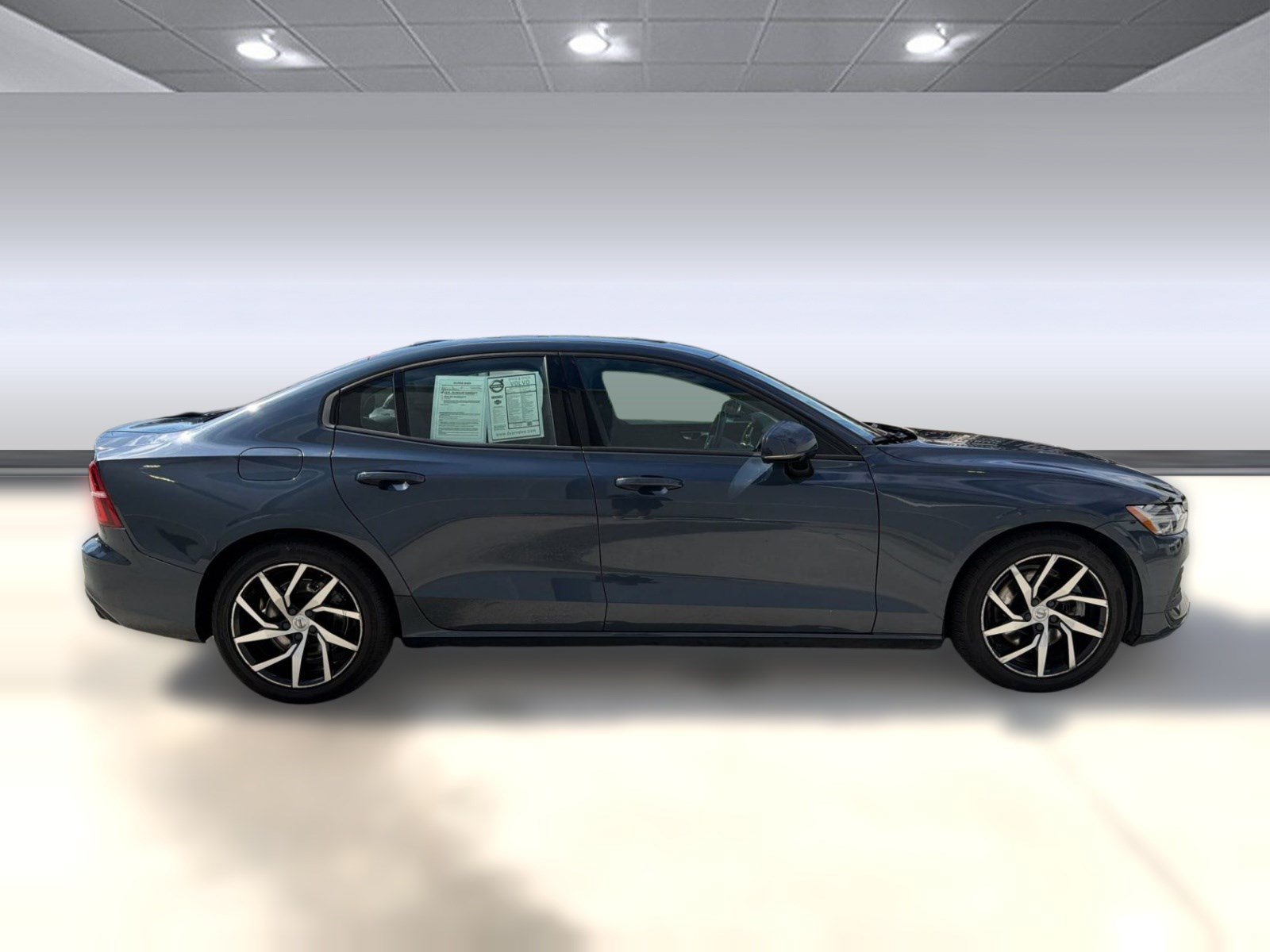 Used 2020 Volvo S60 T5 Momentum FWD image 7