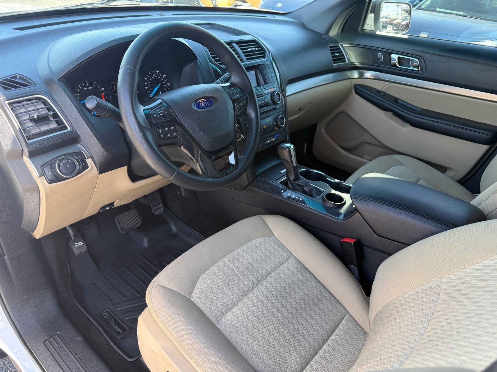 Used 2016 Ford Explorer FWD image 12
