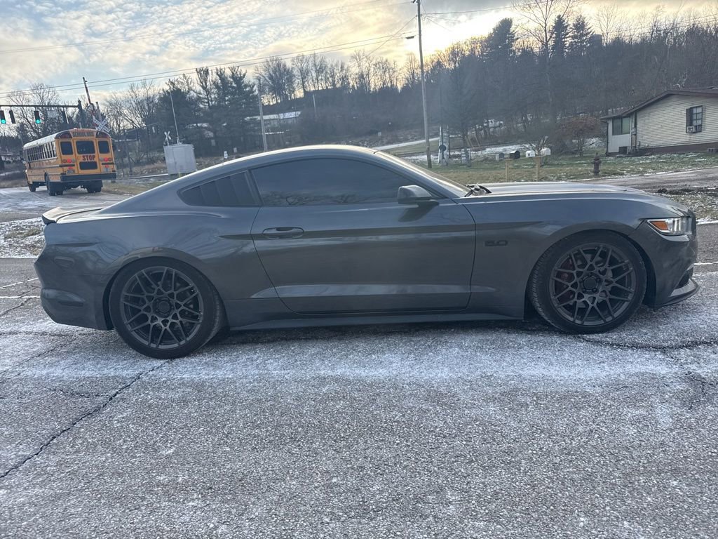 Used 2015 Ford Mustang GT image 2