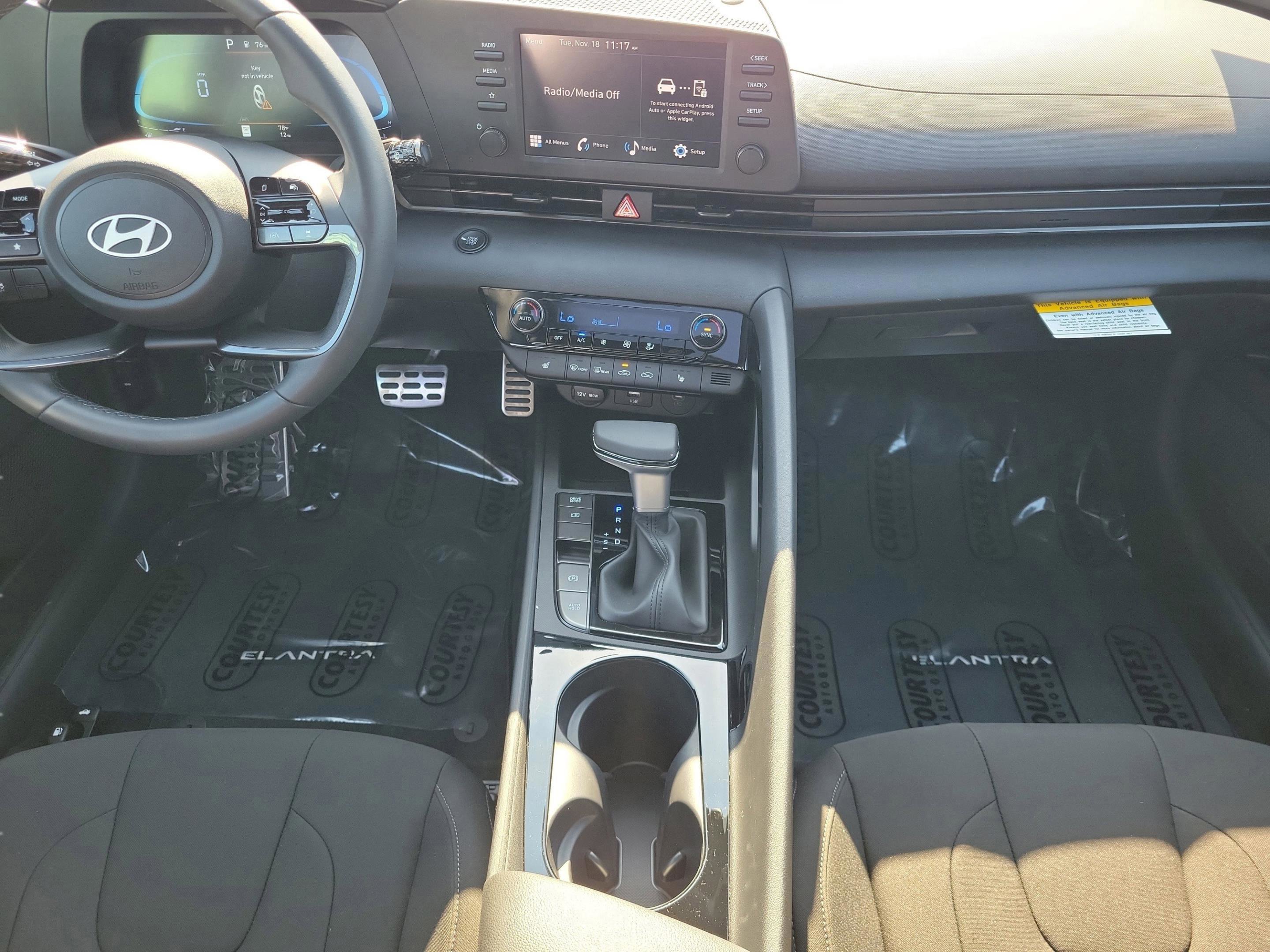 New 2026 Hyundai Elantra SEL Sport image 24