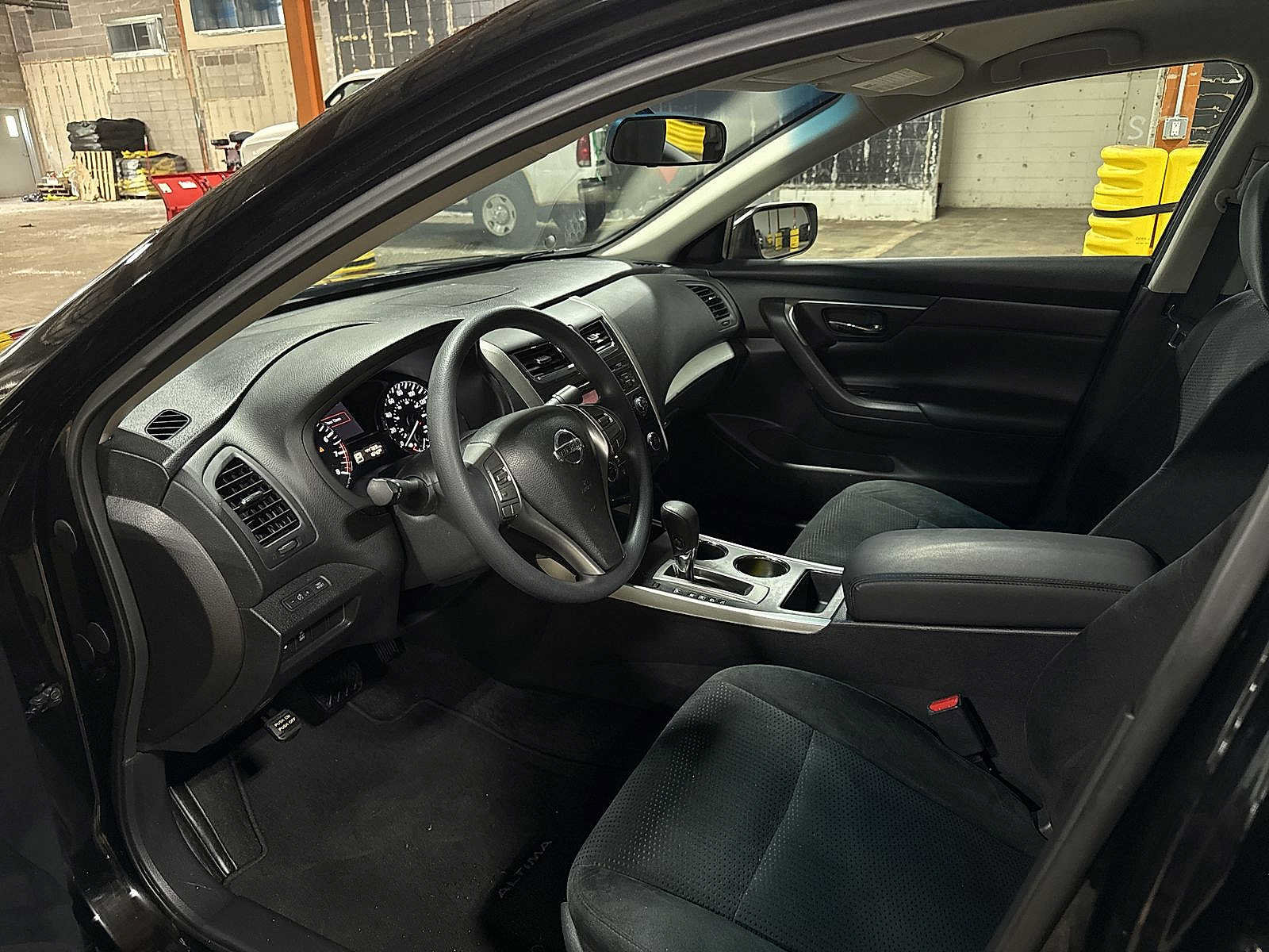 Used 2015 Nissan Altima 2.5 S w/ Power Driver Seat Package FWD image 27