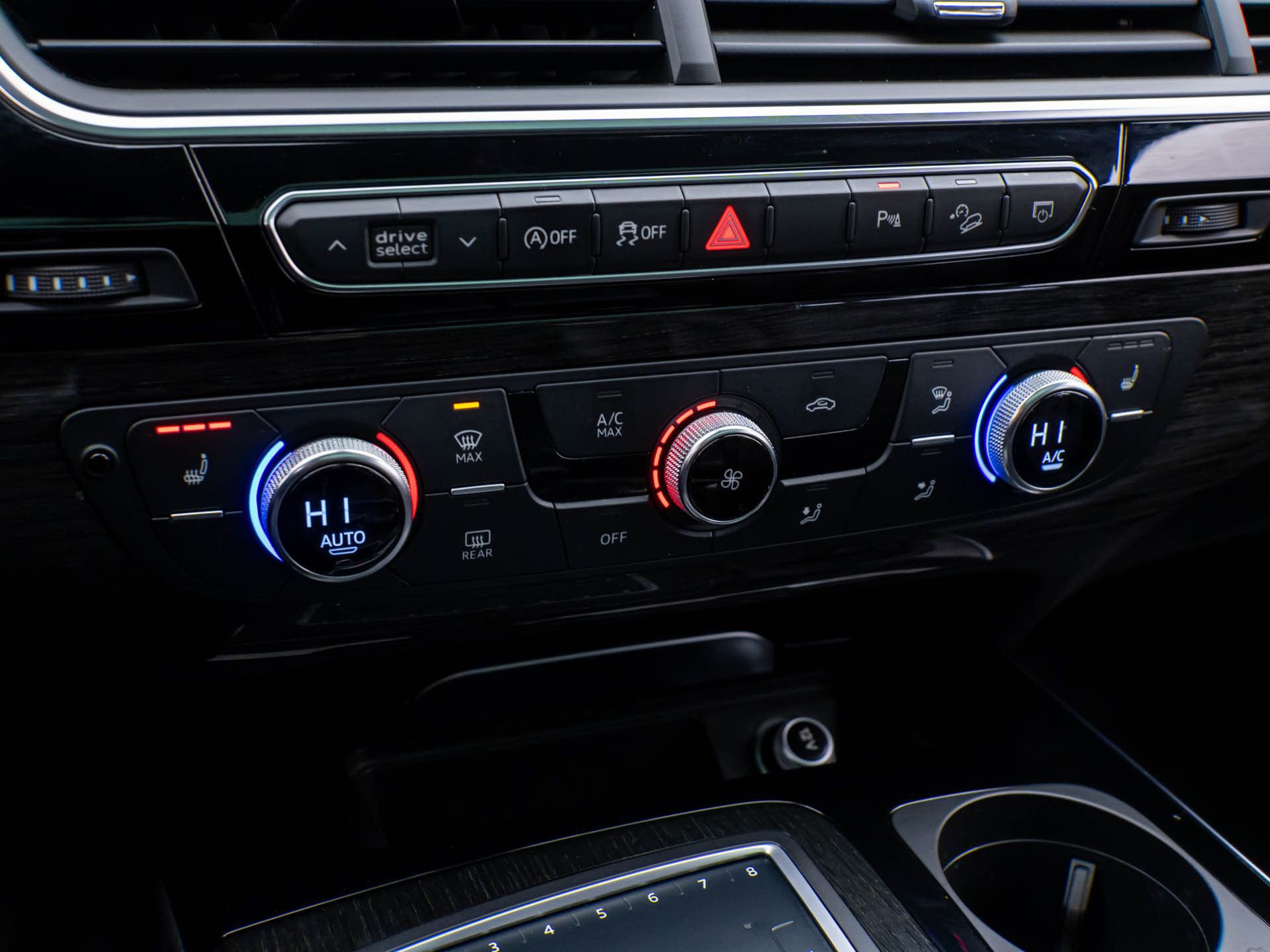 Used 2018 Audi Q7 3.0T Premium Plus w/ Premium Plus Package image 28