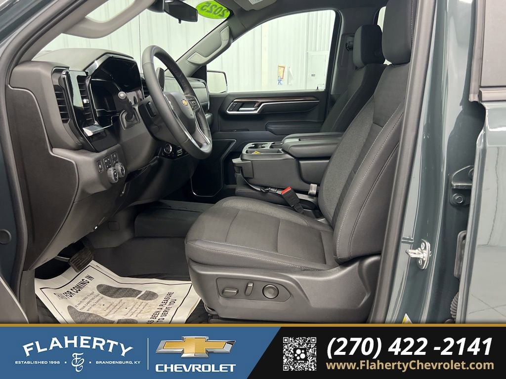 Used 2025 Chevrolet Silverado 1500 LT w/ All Star Edition Plus AWD/4WD image 9