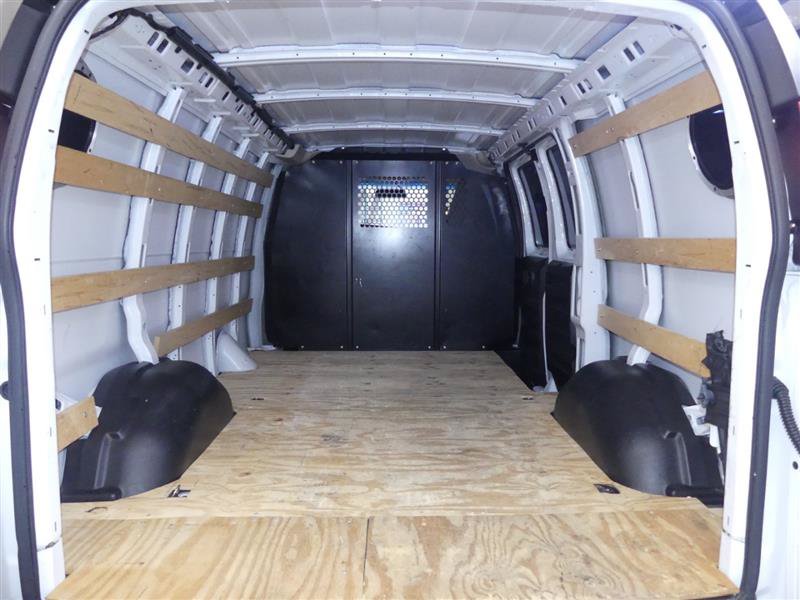 Used 2023 Chevrolet Express 2500 w/ Driver Convenience Package RWD image 4