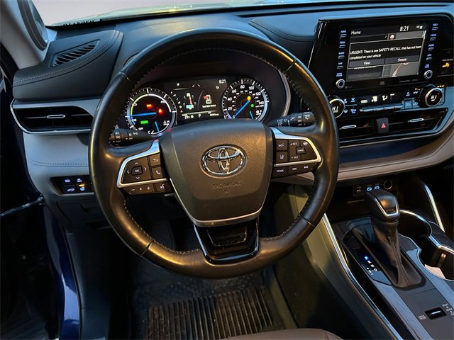 Used 2022 Toyota Highlander Limited image 9