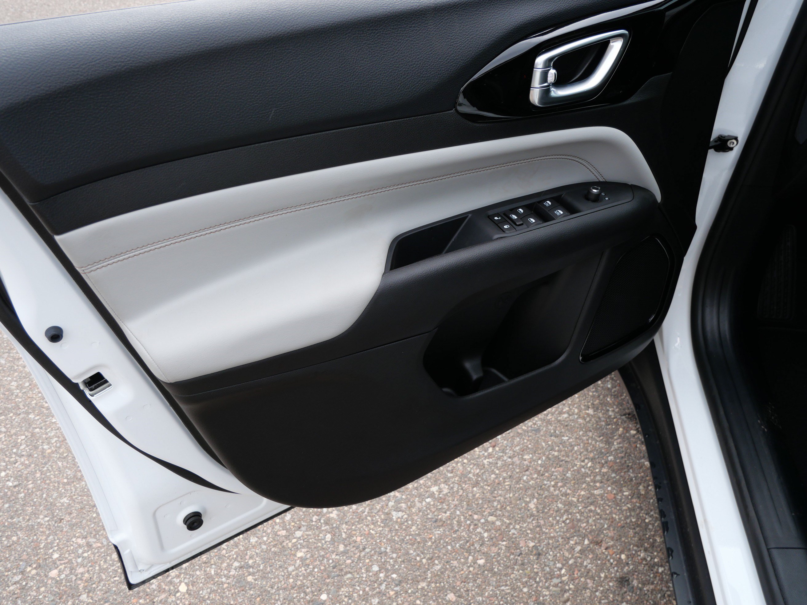 New 2026 Jeep Compass Limited AWD/4WD image 6