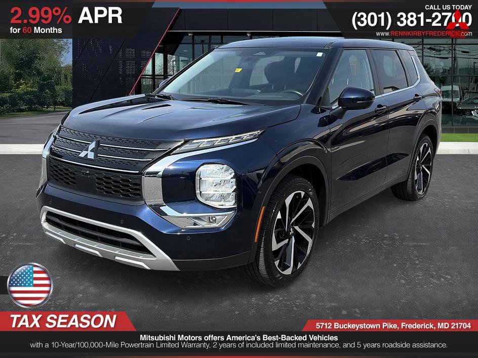Used 2024 Mitsubishi Outlander SE image 3