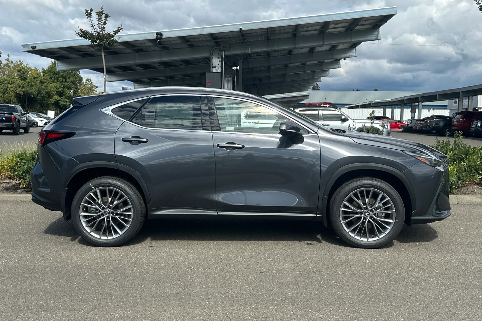 New 2025 Lexus NX 350h AWD w/ Premium Package image 3