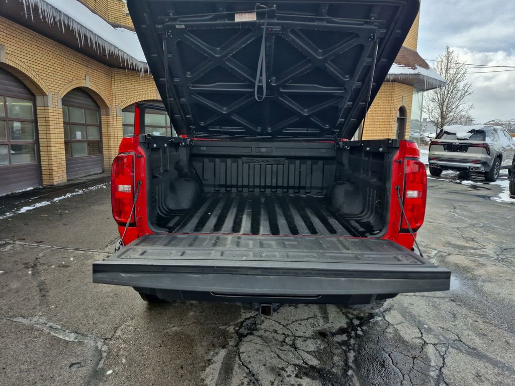 Used 2019 Chevrolet Colorado ZR2 image 32