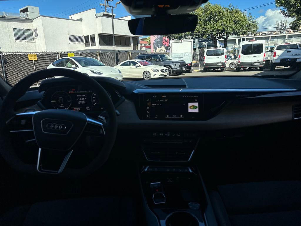 Used 2024 Audi e-tron GT Prestige w/ Prestige Package image 14