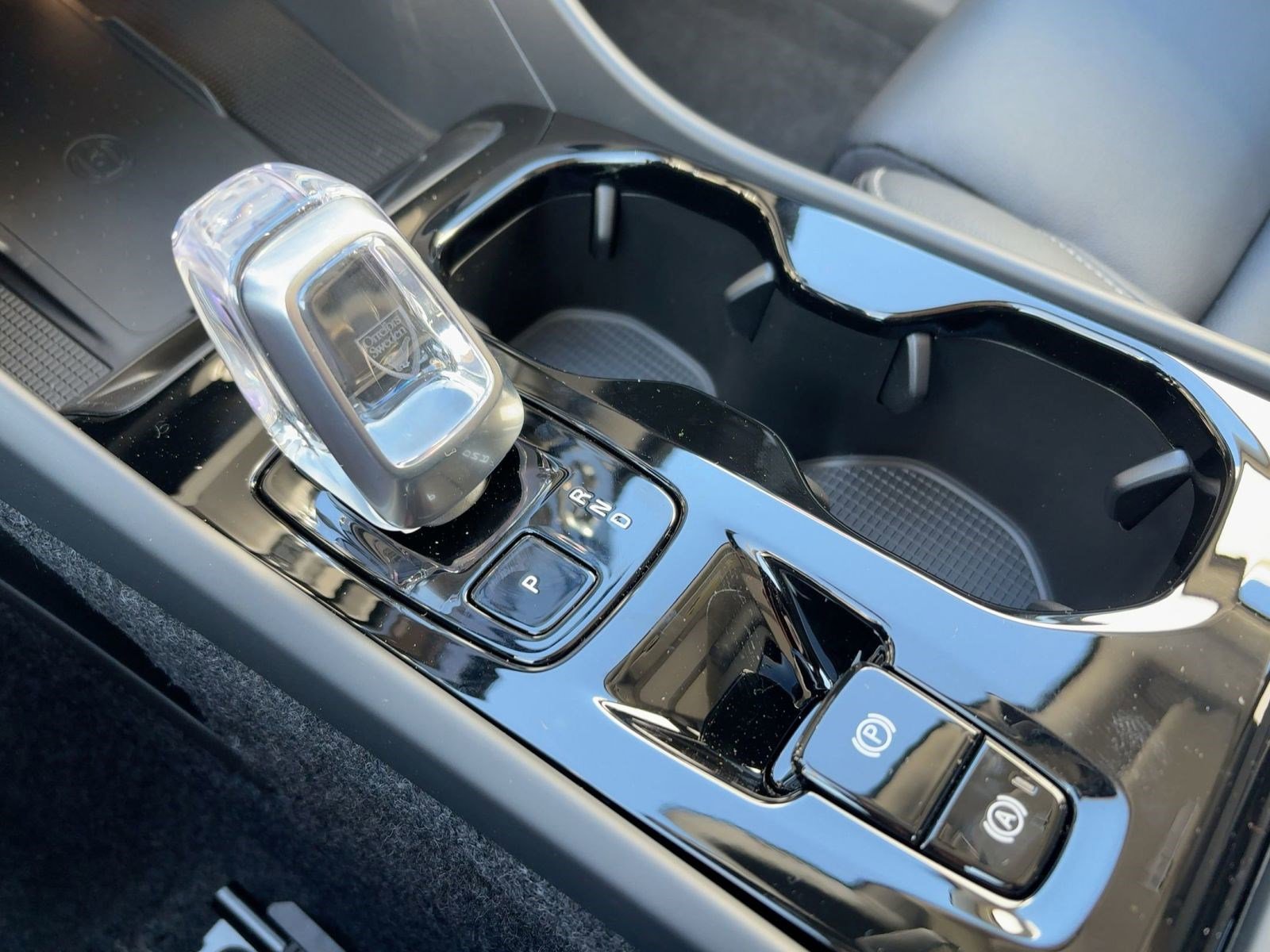 New 2026 Volvo XC40 B5 Ultra w/ Climate Package image 16