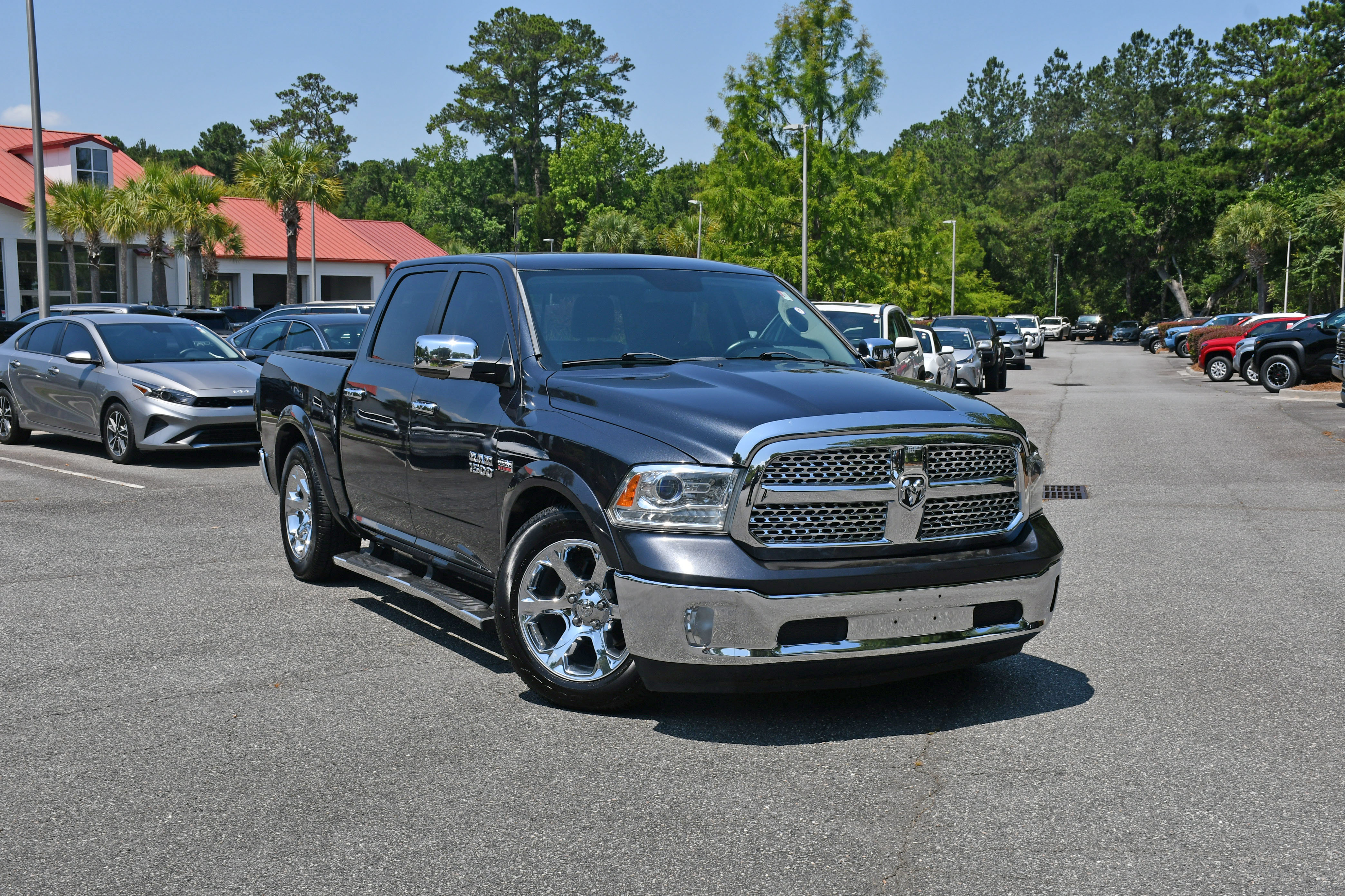 Used 2016 RAM 1500 Laramie w/ Convenience Group RWD image 4