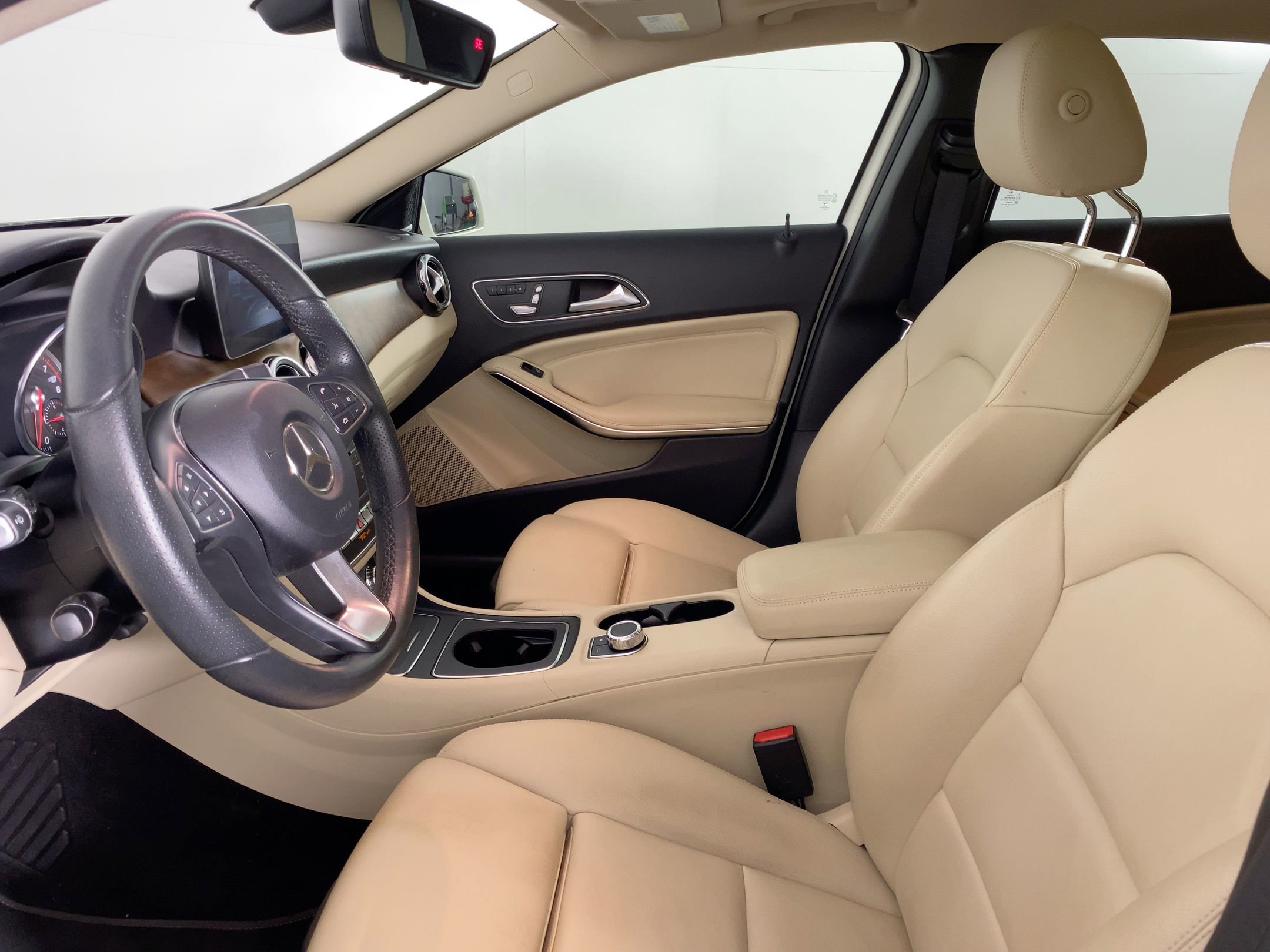 Used 2018 Mercedes-Benz GLA 250 image 20