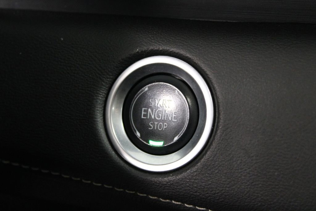 Used 2024 Cadillac Escalade ESV Sport RWD image 42
