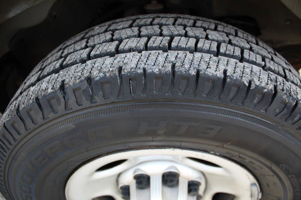 Used 2019 Chevrolet Express 3500 w/ Power Convenience Package image 12