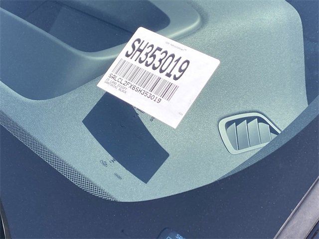 Used 2025 Land Rover Discovery Sport Dynamic SE image 34