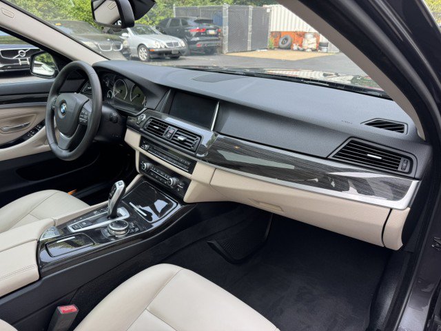 Used 2014 BMW 535d xDrive AWD/4WD image 39