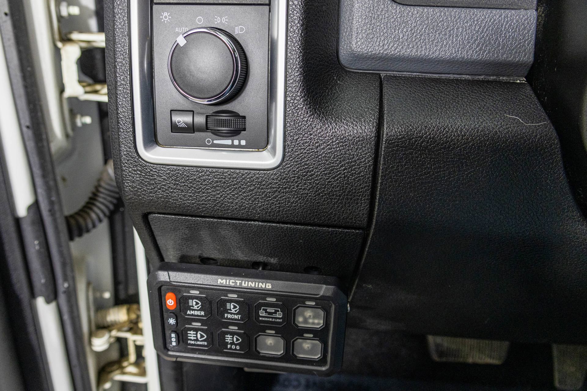 Used 2014 RAM 2500 SLT image 30