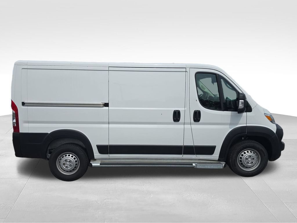Used 2025 RAM ProMaster 2500 w/ U-Haul Equipment Group FWD image 6