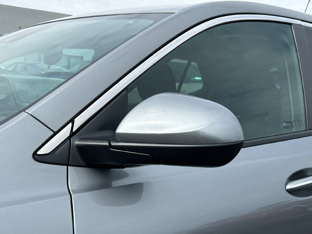 Certified 2024 Buick Encore GX Preferred FWD image 14