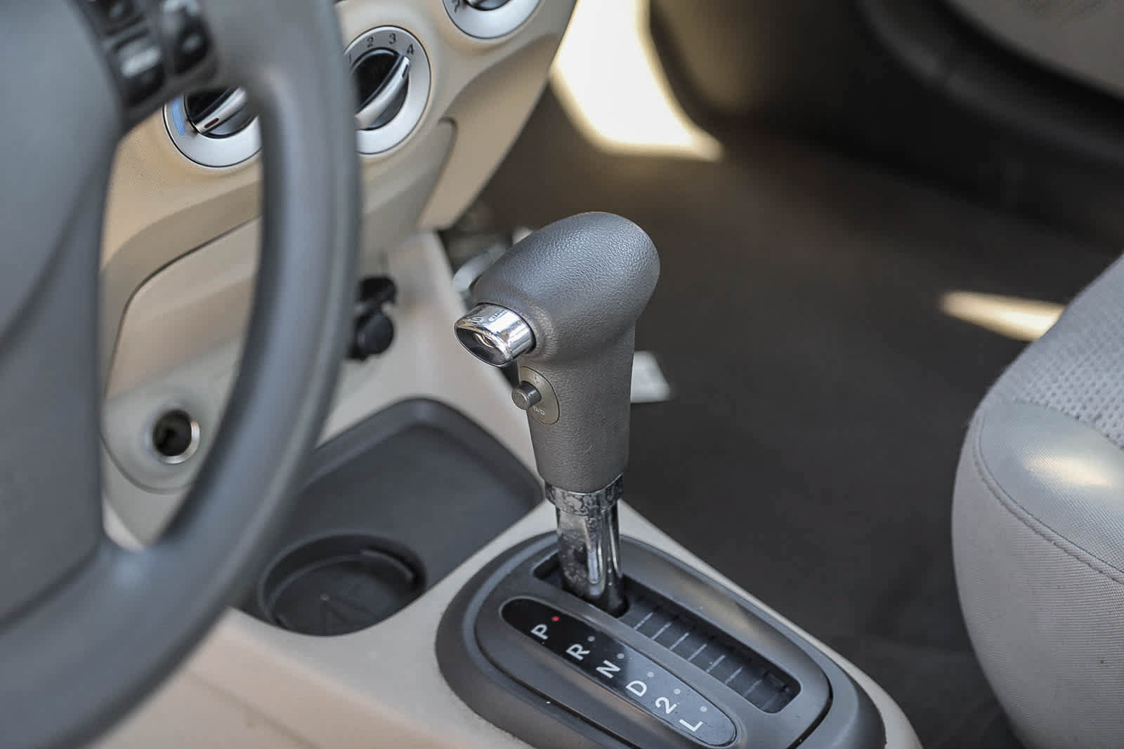 Used 2011 Hyundai Accent GLS w/ Premium Pkg 4 FWD image 19