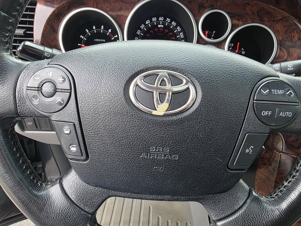 Used 2008 Toyota Sequoia Limited AWD/4WD image 15
