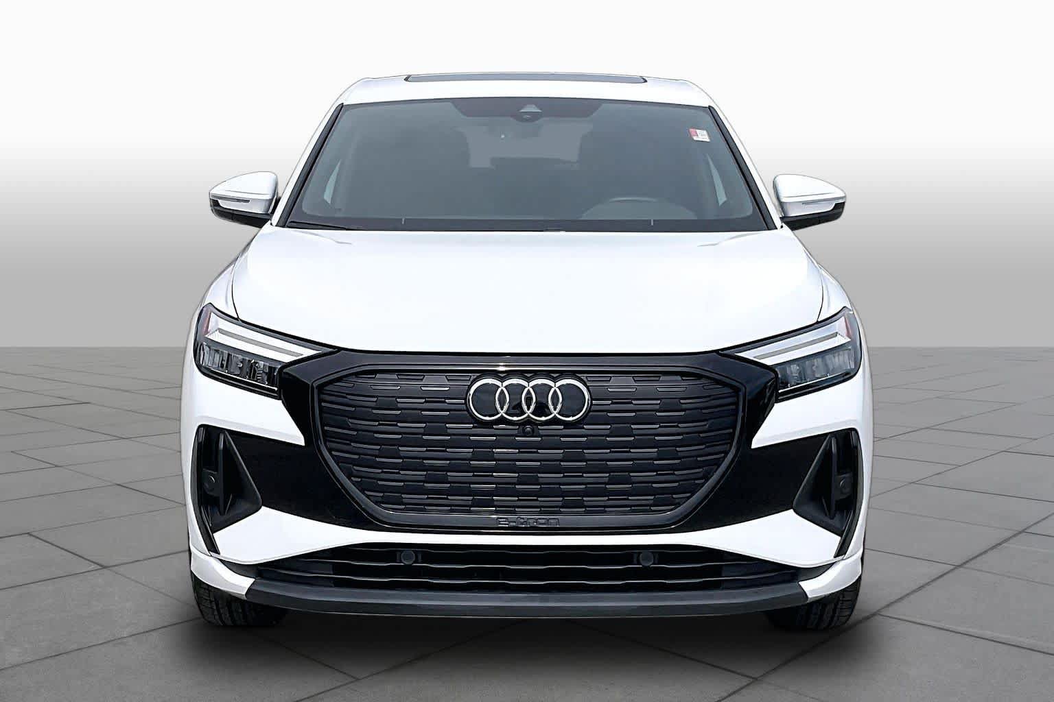 Used 2024 Audi Q4 e-tron Premium Plus AWD/4WD image 3