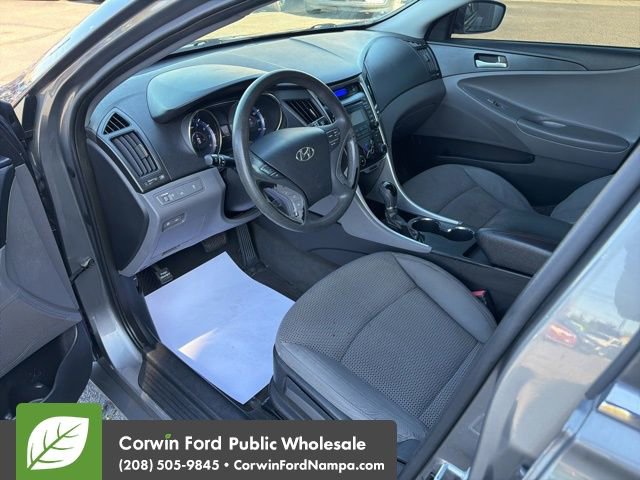 Used 2012 Hyundai Sonata GLS FWD image 11