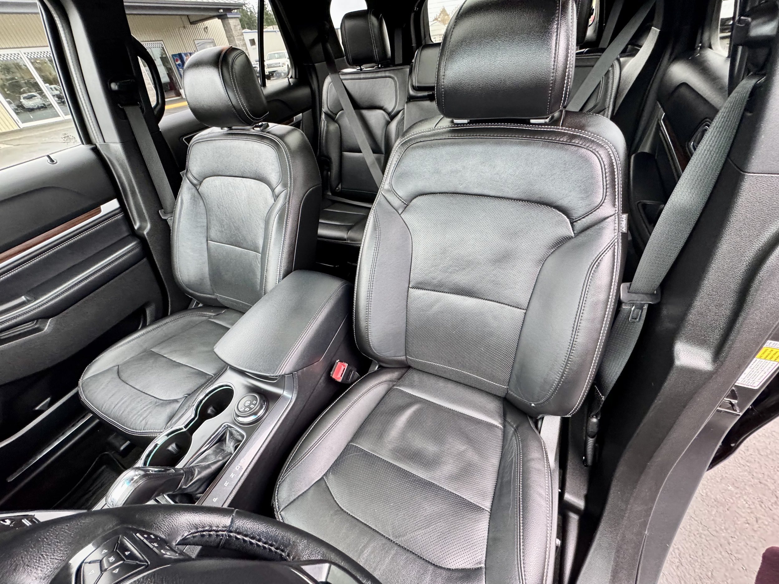 Used 2017 Ford Explorer Limited AWD/4WD image 12