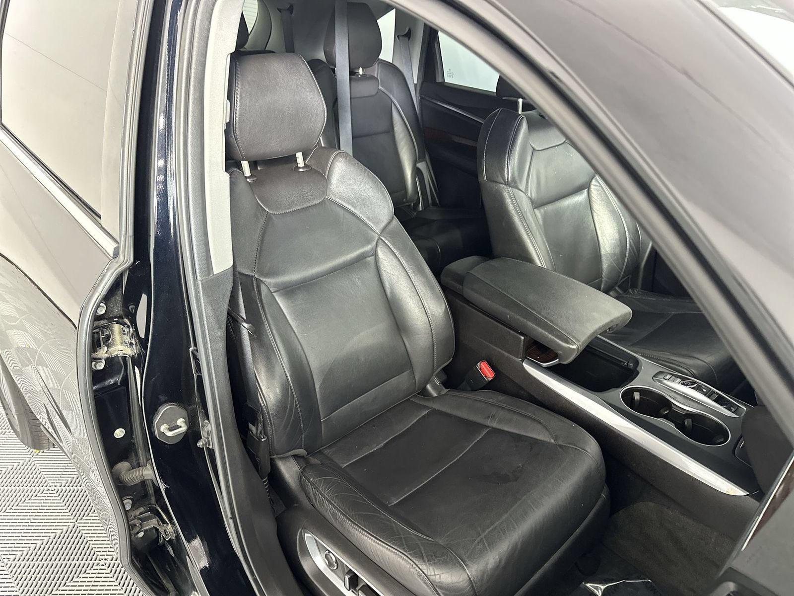 Used 2019 Acura MDX SH-AWD image 27