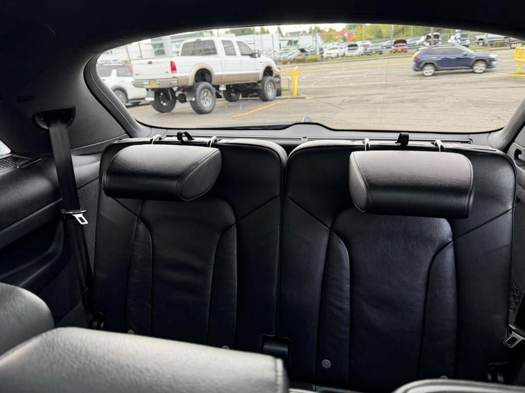 Used 2014 Audi Q7 3.0T S line Prestige w/ S Line Package AWD/4WD image 12