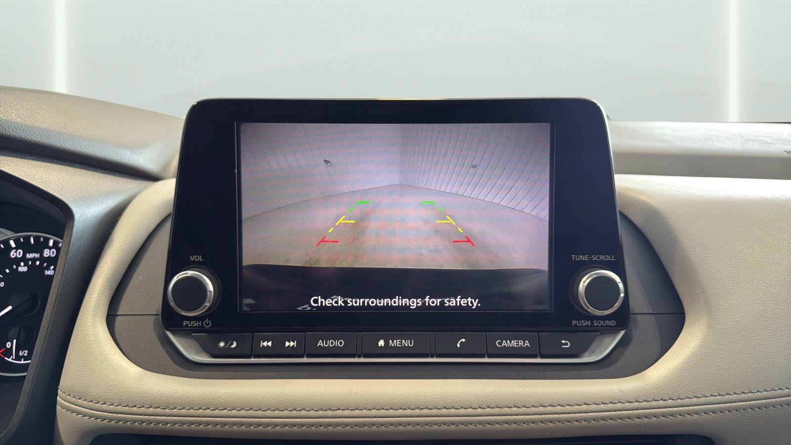 Used 2025 Nissan Rogue SV AWD/4WD image 19