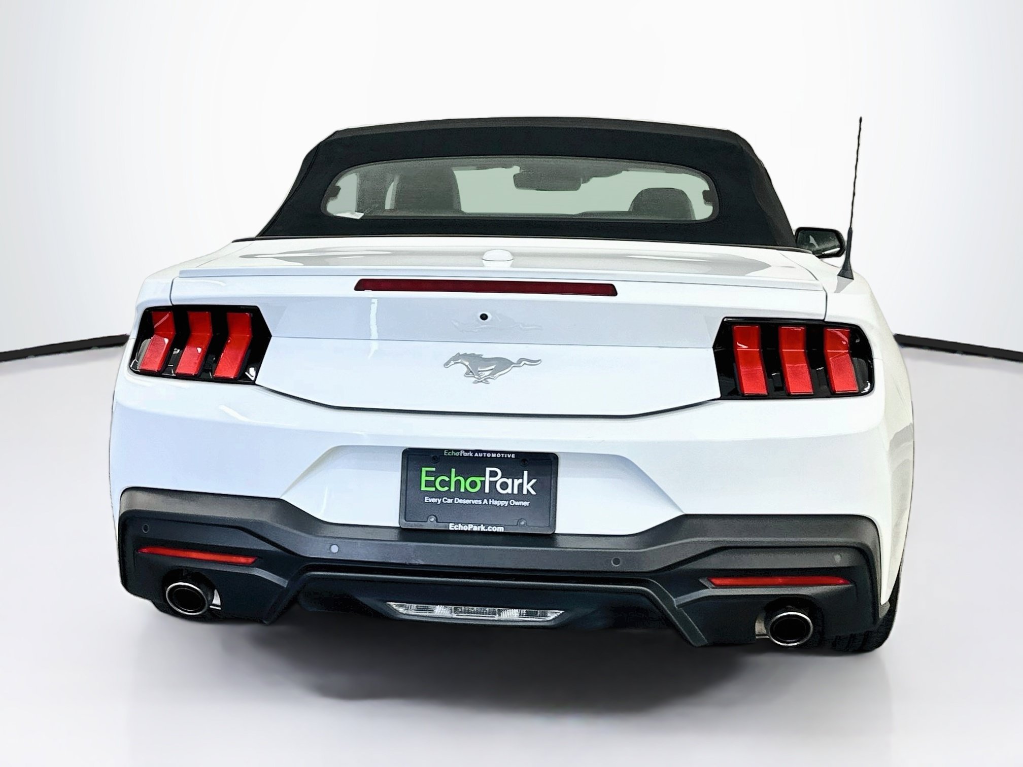 Used 2024 Ford Mustang Premium RWD image 7
