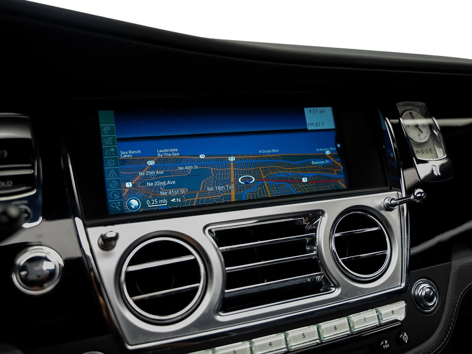Used 2011 Rolls-Royce Ghost RWD image 47