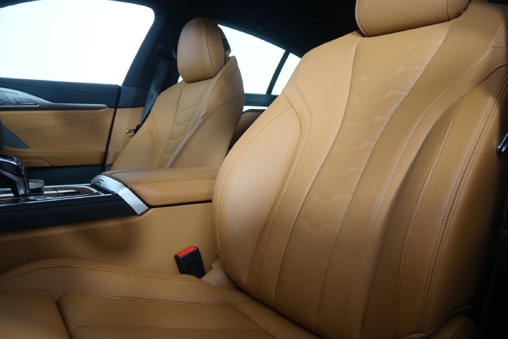 New 2026 BMW 840i RWD image 12