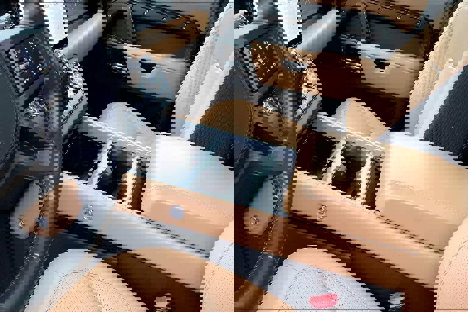 Used 2025 Land Rover Defender 130 V8 image 15