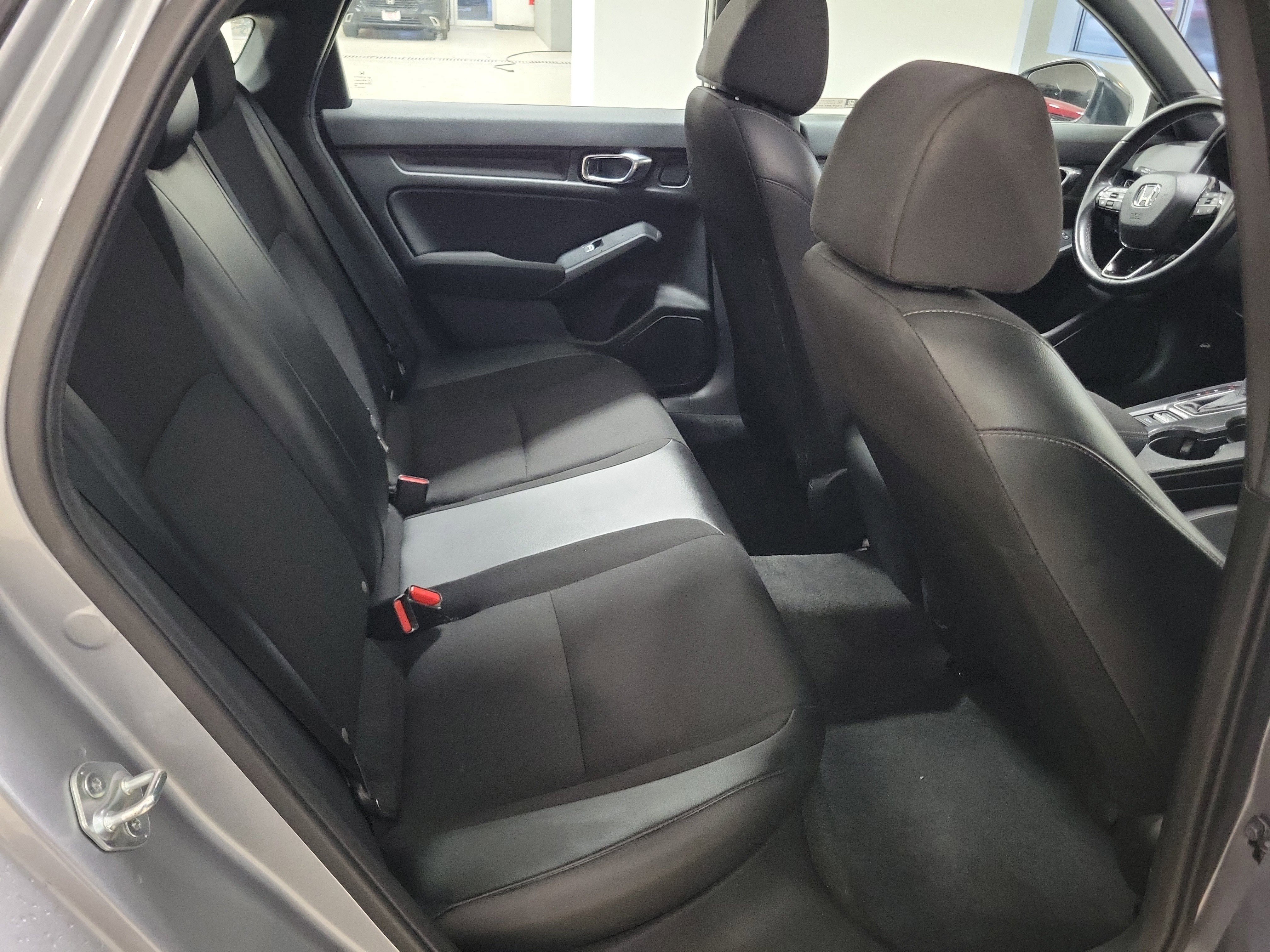 Used 2024 Honda Civic Sport image 27