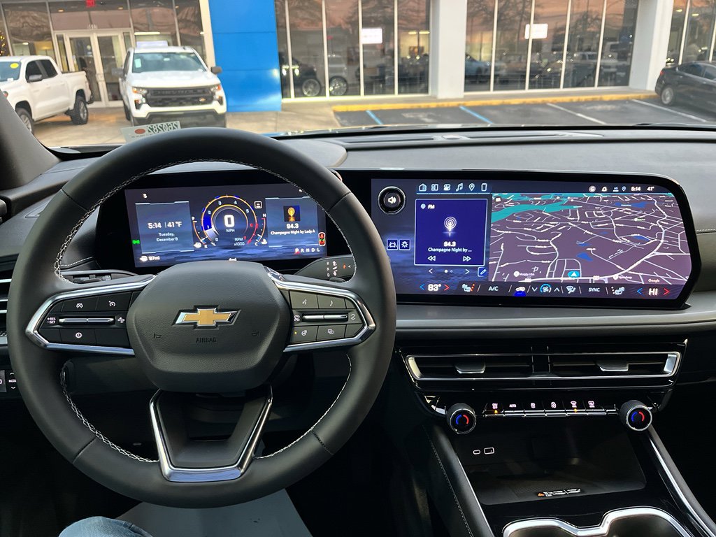 New 2026 Chevrolet Traverse LT w/ LPO, Floor Liner Package FWD image 12