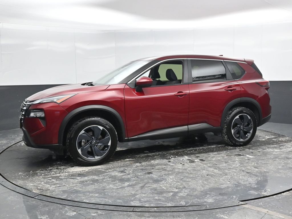 Used 2024 Nissan Rogue SV image 9