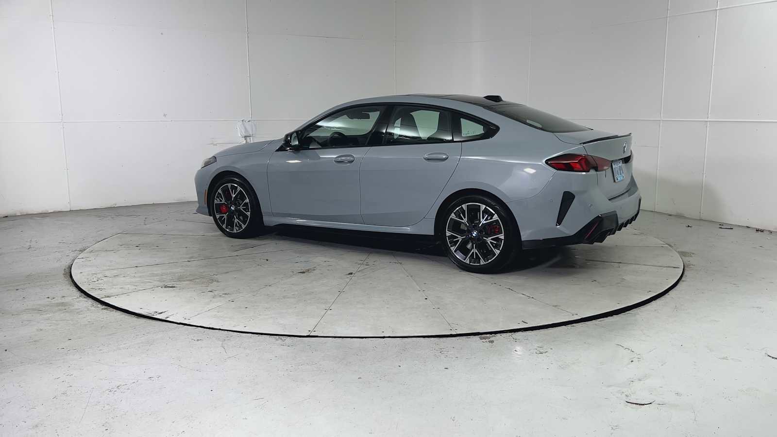 Used 2025 BMW M235i xDrive M235 xDrive w/ Premium Package image 4