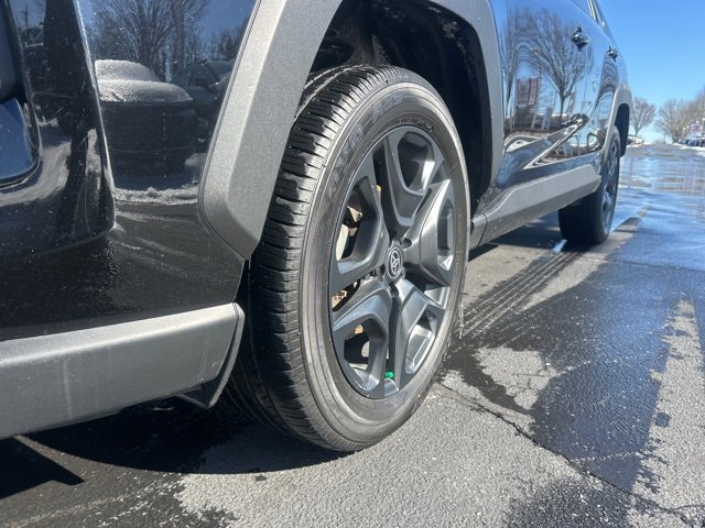 Used 2024 Toyota RAV4 Adventure image 12