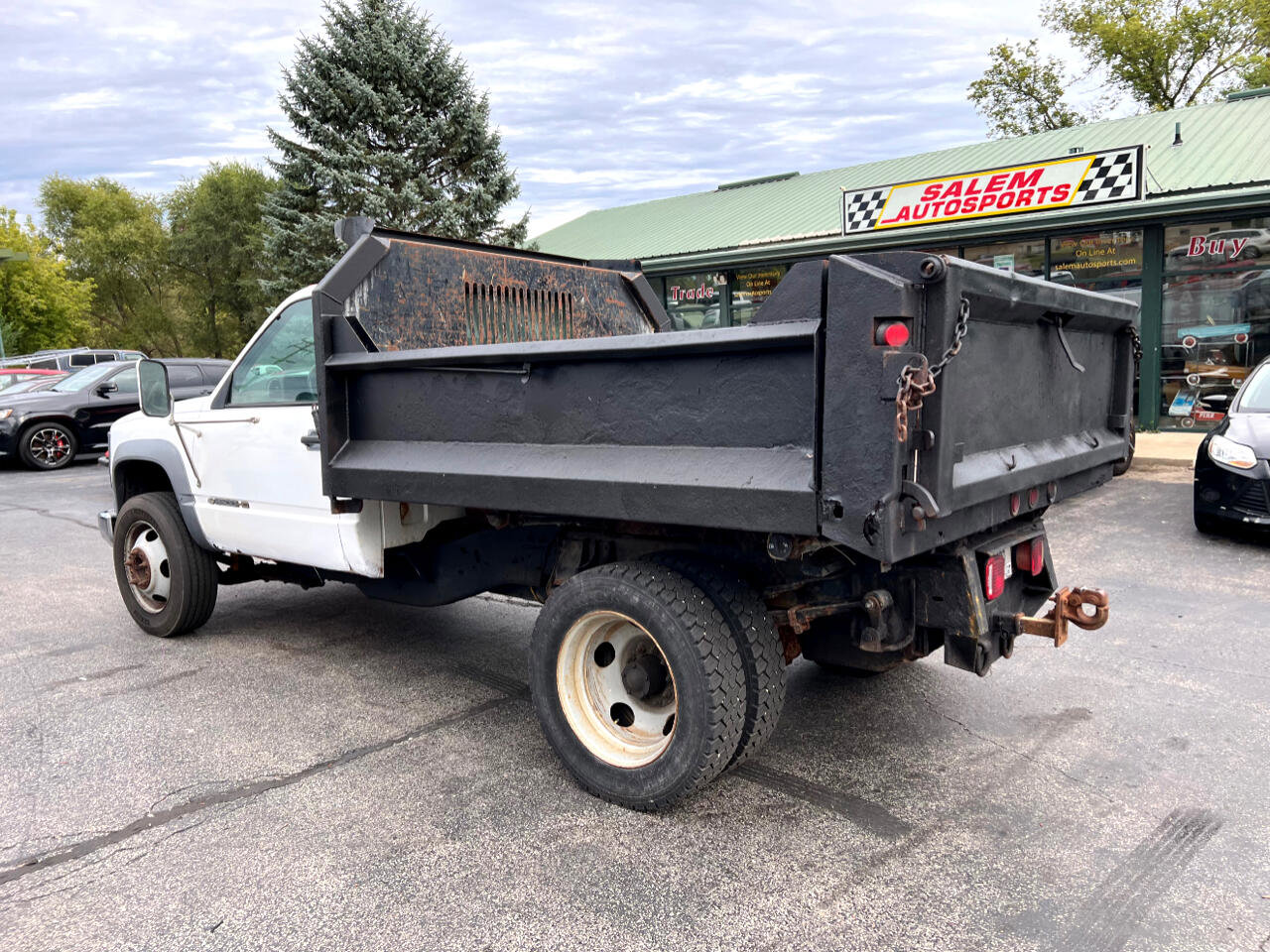 Used 2002 Chevrolet Silverado 3500 2WD Regular Cab HD image 5