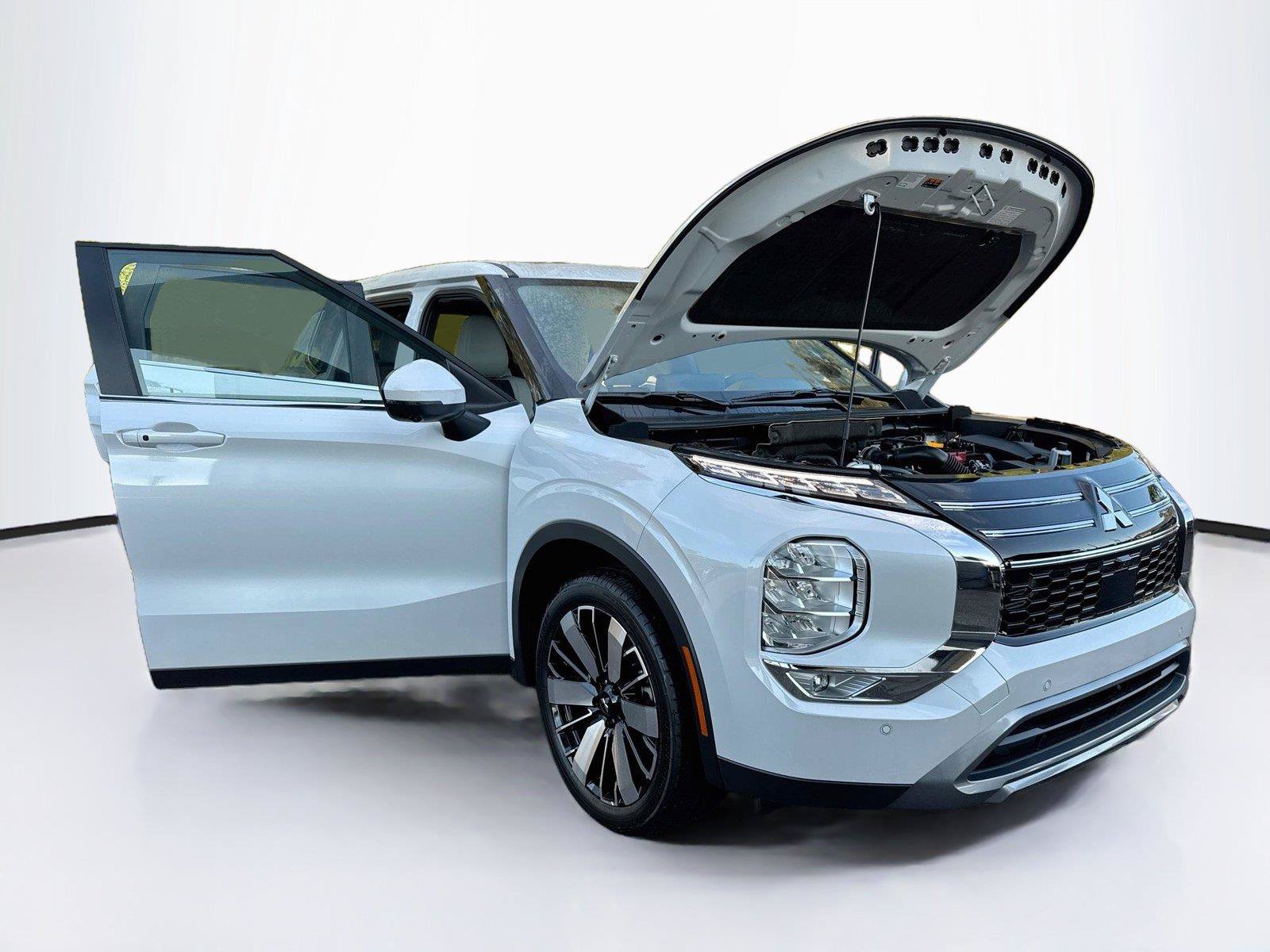 New 2026 Mitsubishi Outlander SE FWD image 38